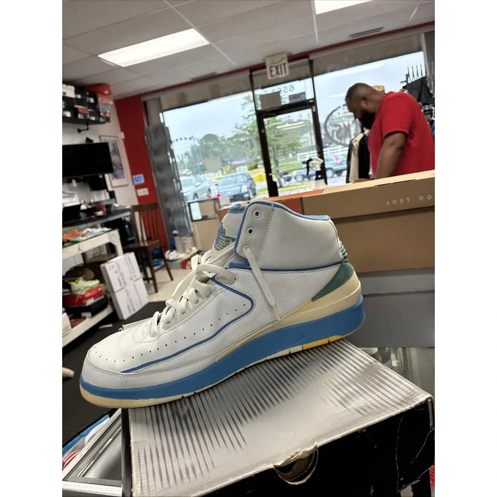 Jordan 2 Retro Sz 14 Melo White University Blue Maize 308308-141 UNC Tarheels BK